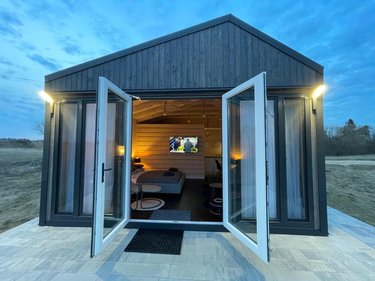 Glamp Glamour***** Kowale Oleckie ภายนอก รูปภาพ